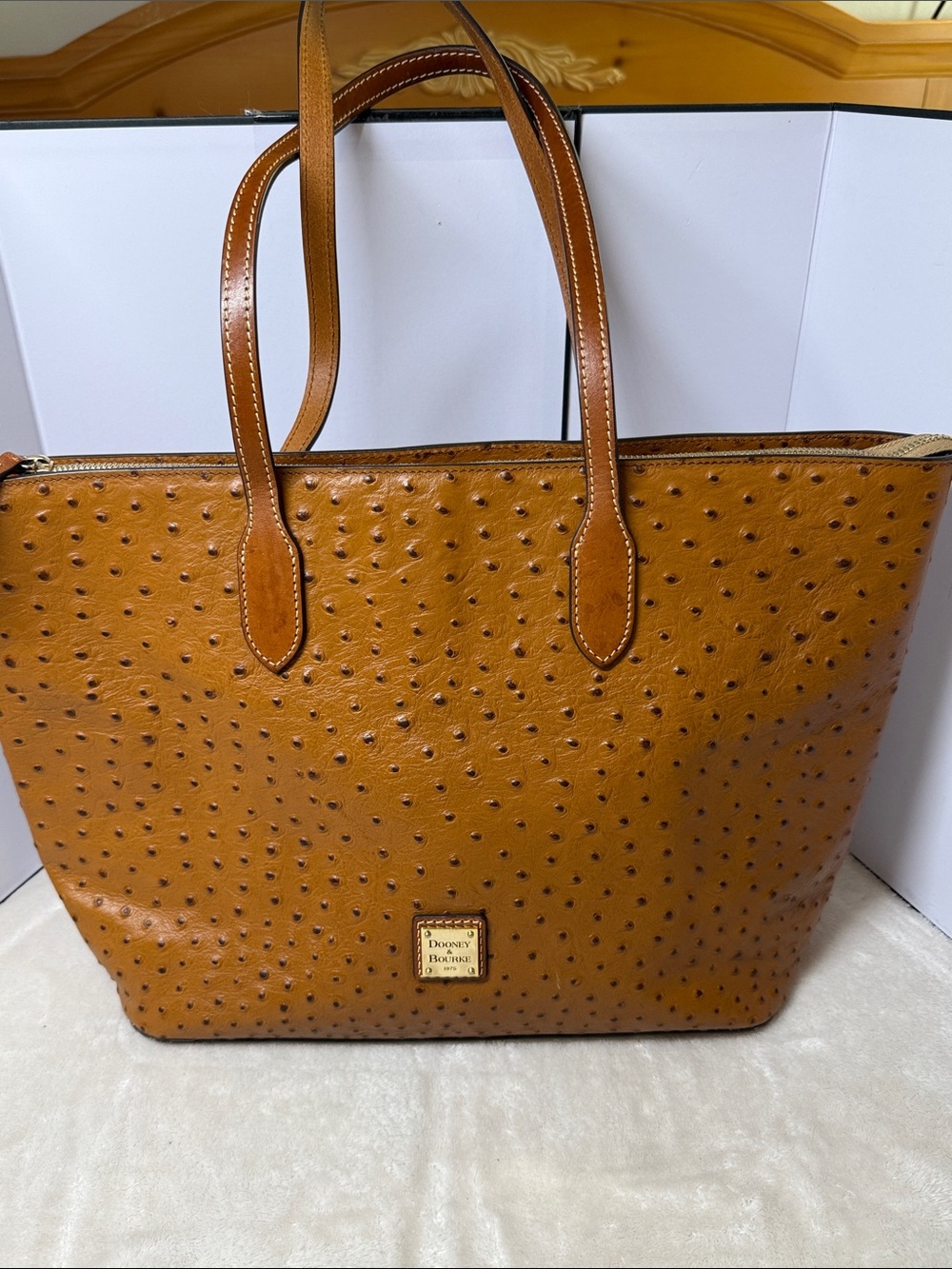 Dooney & Bourke Ostrich Embossed Leather Tote Bag Cognac Camel Charleston Zipper